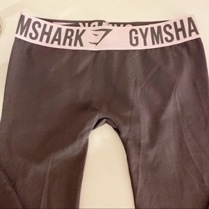 Sold🔻Gymshark Fit Leggings Charcoal/Chalk pink